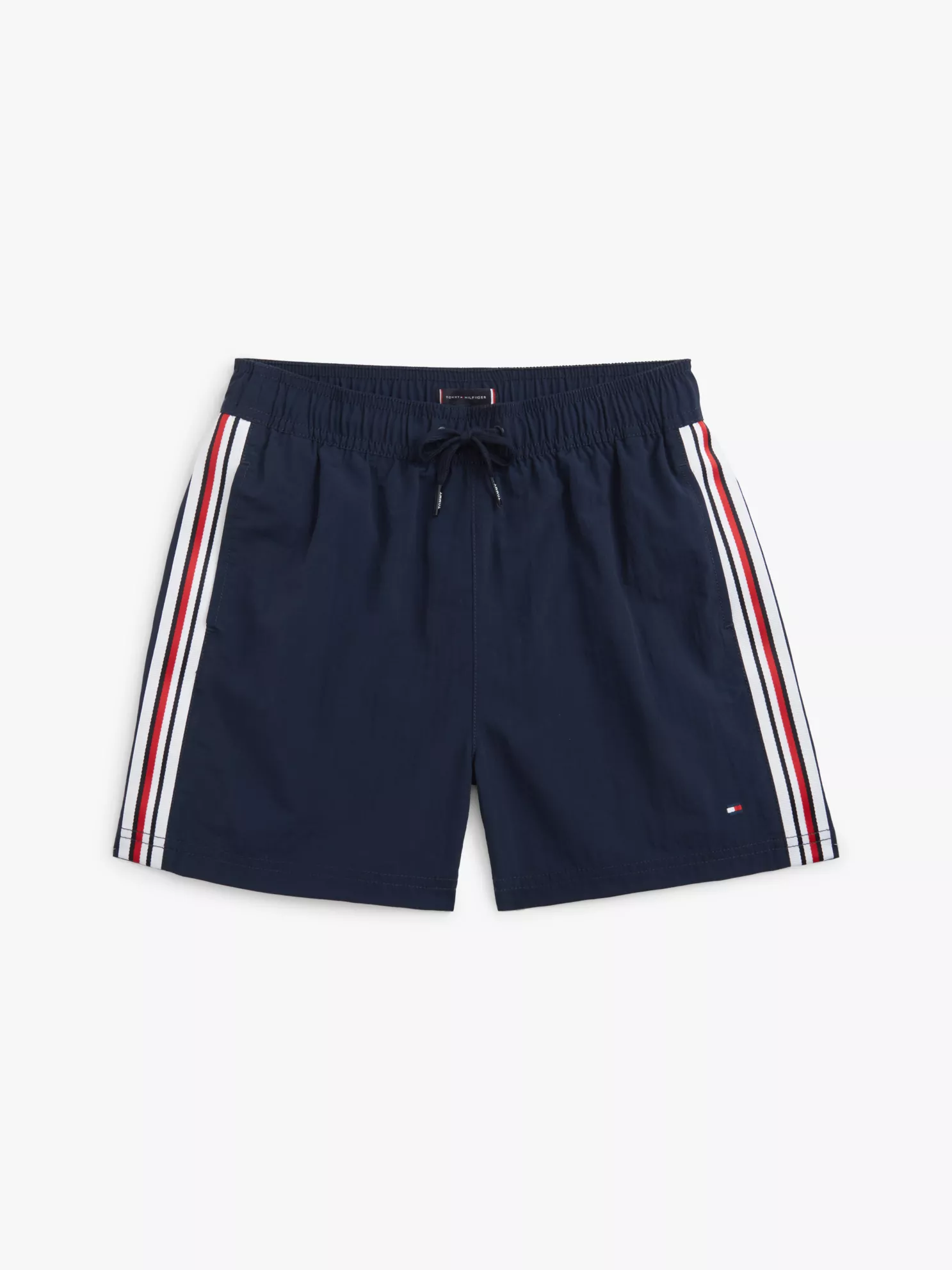 UB00590_C1G_main