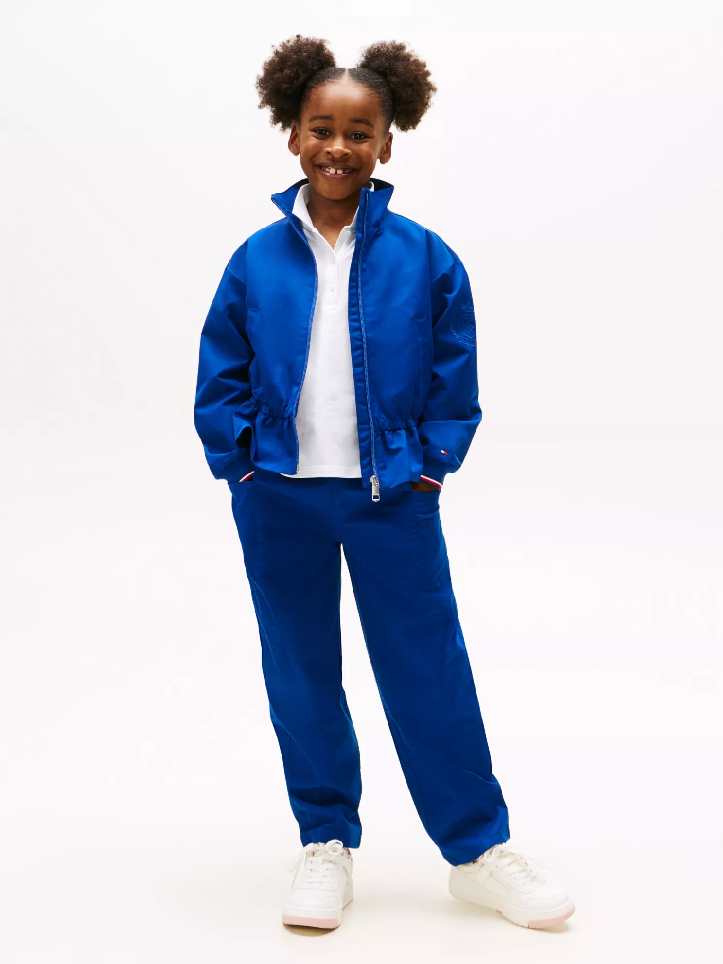 XG01368_C5J_main